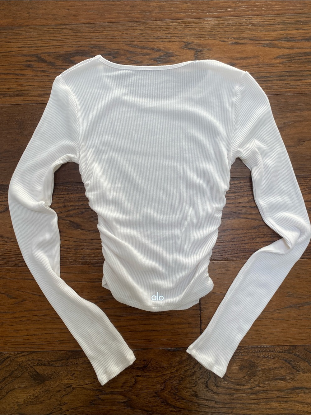 ALO Yoga Gather White Ribbed Long Sleeve Crew Top - Picture 9 of 11